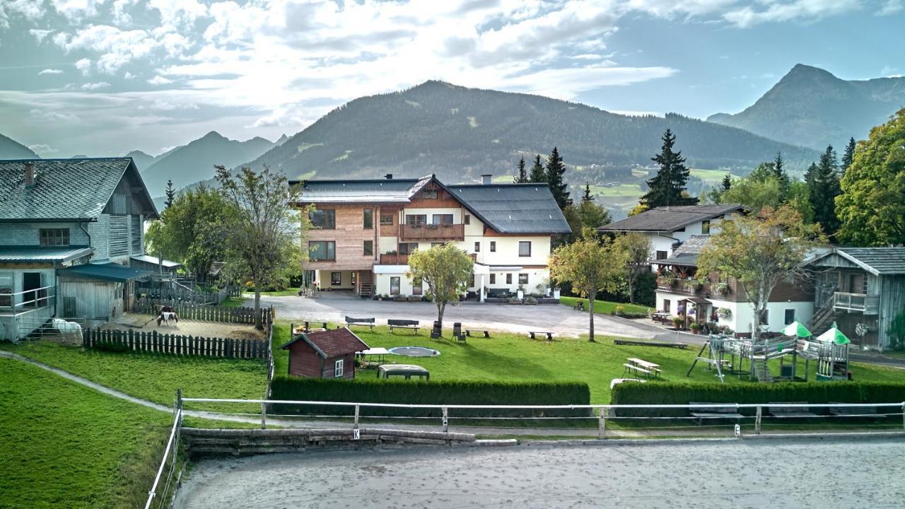 Pension Vorberghof- Bauernhofurlaub Ramsau am Dachstein Exterior photo